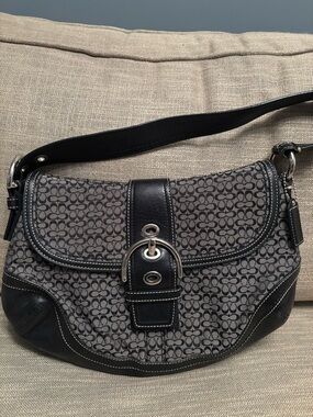 Coach SoHo Signature Flap Shoulder Bag Black Grey Y2K Early 2000s Authentic